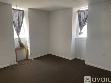 Main picture of 127 W Market St