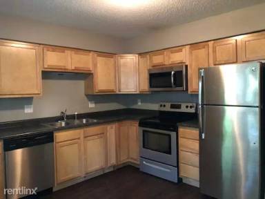 Main picture of 419 S Governor St