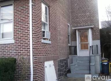 Main picture of 292 Desoto Pl