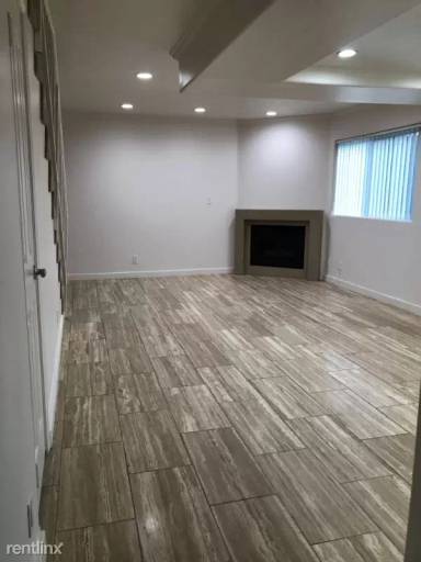 Main picture of 13002 Riverside Dr