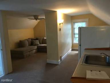 Main picture of 411 Broadway