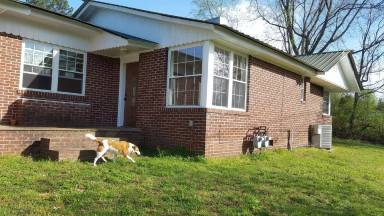 Main picture of 105 McFarland Ln