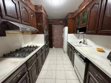Main picture of 2126 65th St
