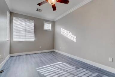 Main picture of 2782 Gallant Hills Dr