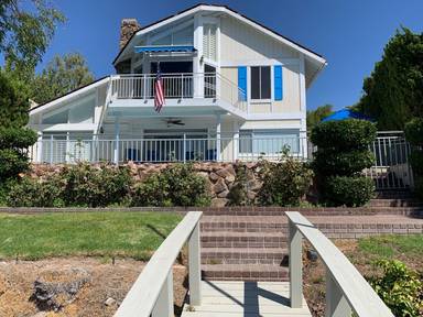 Main picture of 2470 Oakshore Dr