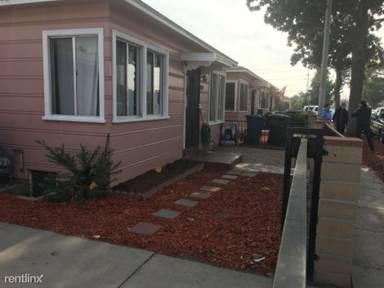 Main picture of 5418 Gifford Ave
