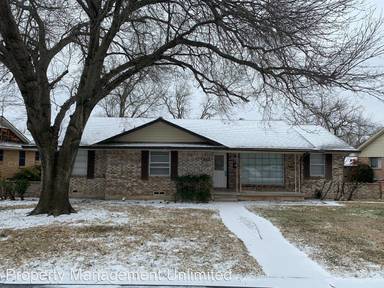 Main picture of 882 Magnolia Ln