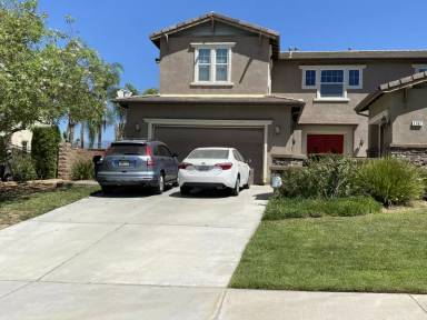 Main picture of 1 Brittany Dr