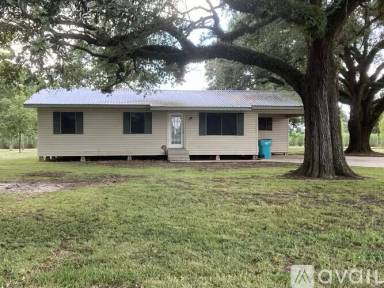 Main picture of 321 Ismael Rd