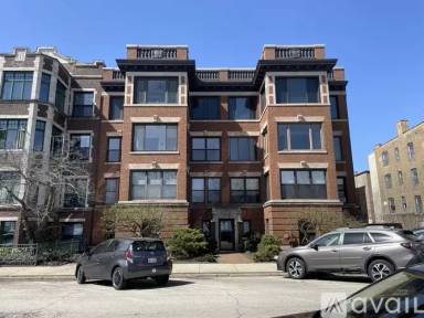 Main picture of 7714 N Eastlake Ter