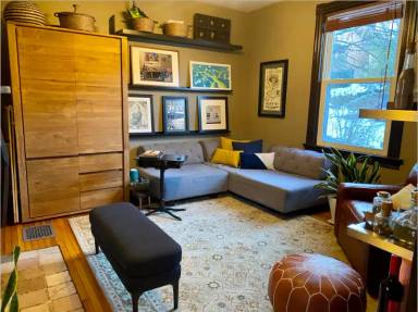 Main picture of 515 Selkirk Way