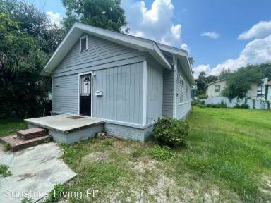 Main picture of 1431 W 21st St