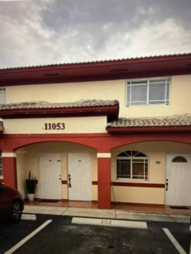 Main picture of 10053 W Okeechobee Rd
