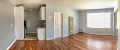 Main picture of 542 S Hobart Blvd