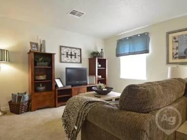 Main picture of 7059 Magnolia Dr