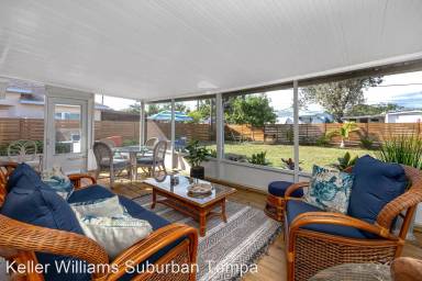 Main picture of 2443 52nd Ave N