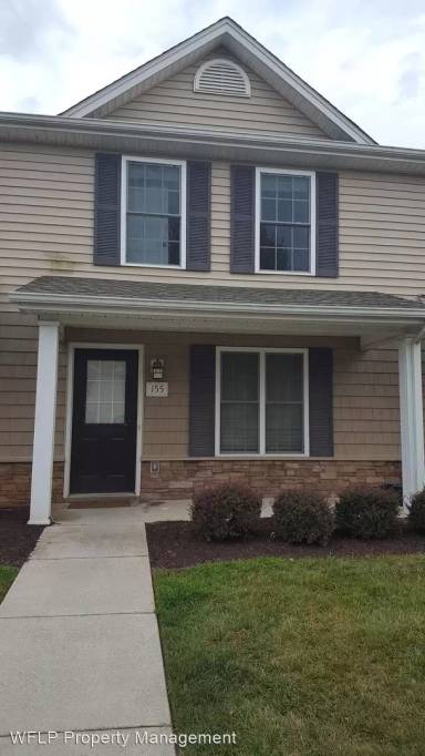 Main picture of 155 Old Tavern Cir