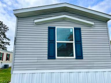 Main picture of 553 Corbin St