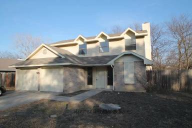 Main picture of 1100 Goodhue Dr