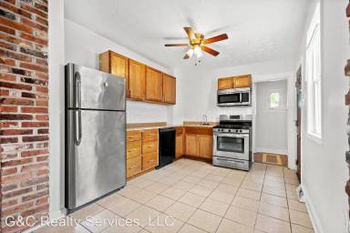 Main picture of 161 S 17th St