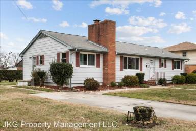 Main picture of 609 Birch Dr