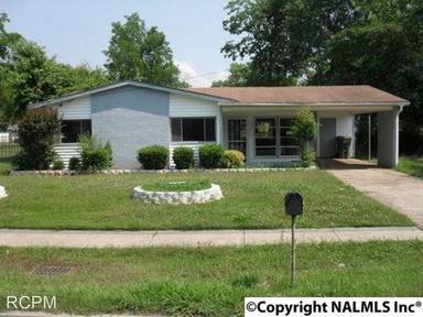 Main picture of 2424 Medaris Rd NW