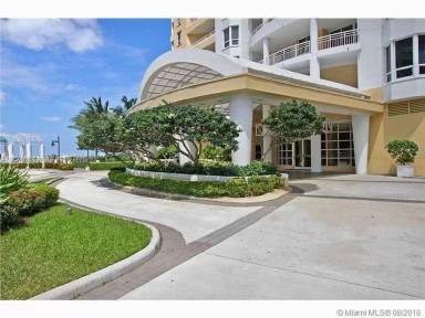 Main picture of Two Tequesta Point