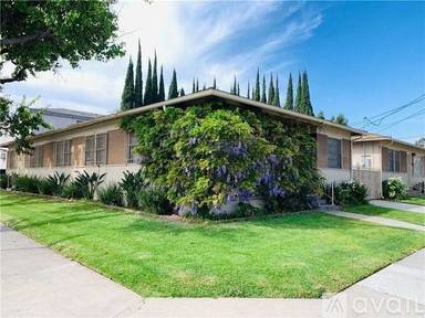 Main picture of 4206 W Broadway