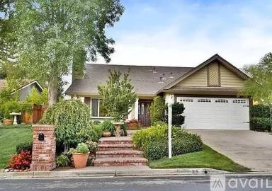 Main picture of 25 Cannes Ct