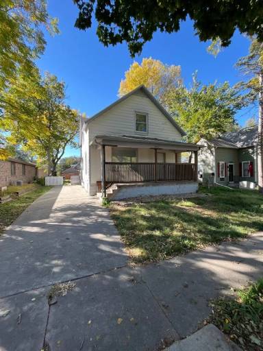 Main picture of 2951 N 51st St