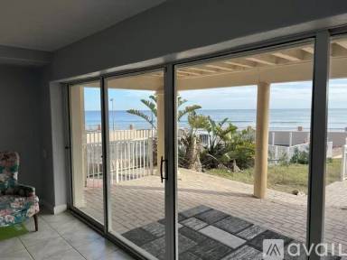 Main picture of 3137 S Atlantic Ave