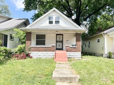 Main picture of 2335 W Lee St