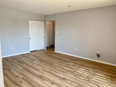 Main picture of 1401 Key Parkway