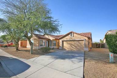 Main picture of 15616 N 164th Ln