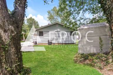 Main picture of 1618 Brockett Ave