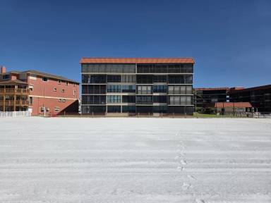 Main picture of 17580 Gulf Blvd
