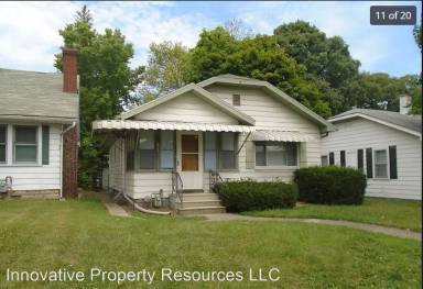 Main picture of 1012 W Marsh St