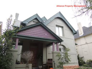 Main picture of 1639 N Ogden St