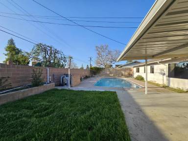 Main picture of 2904 Vassar St