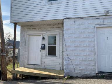 Main picture of 817 Burke St