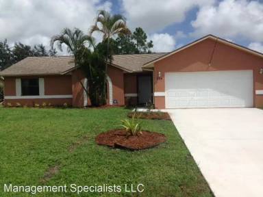 Main picture of 534 SE Cliff Rd