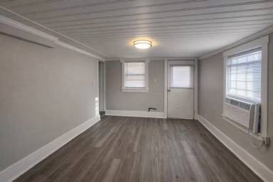 Main picture of 823 Cumberland Dr