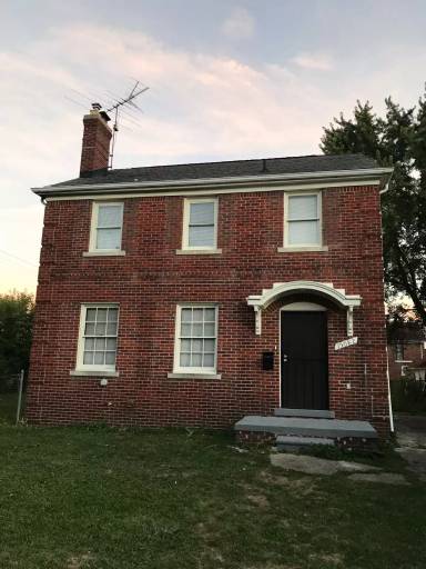 Main picture of 15082 Hazelridge St