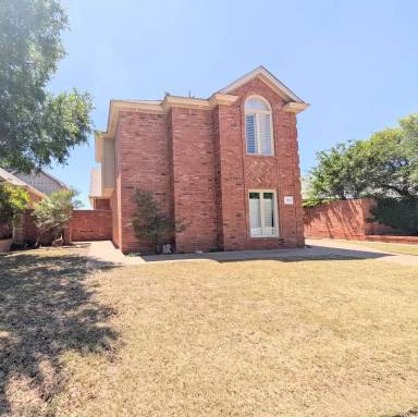 Main picture of 3813 77th St
