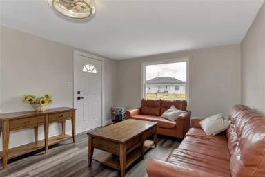 Main picture of 304 San Carlos Ave