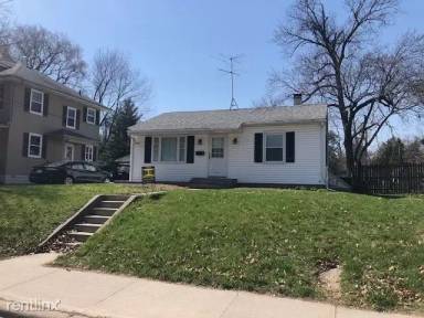 Main picture of 215 Melrose Ct