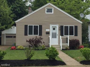Main picture of 1221 Silliman Ave