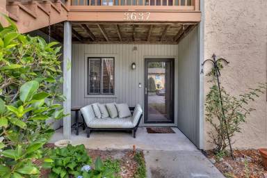 Main picture of 3637 Saint Johns Ct