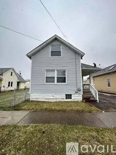 Main picture of 3279 W 50th St