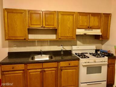 Main picture of 46 W 18th St